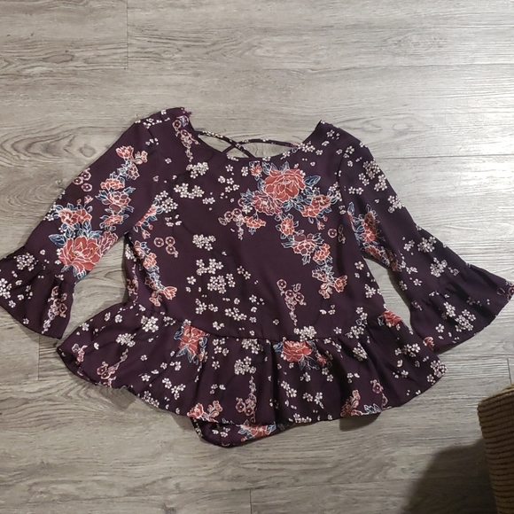 Purple floral top - Picture 1 of 2